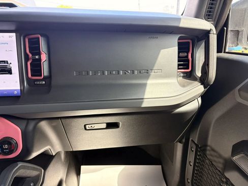 Used 2024 Ford Bronco Big Bend AWD/4WD image 21