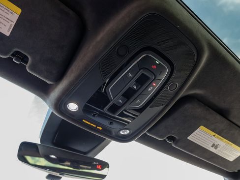 Used 2022 Audi RS Q8 image 27