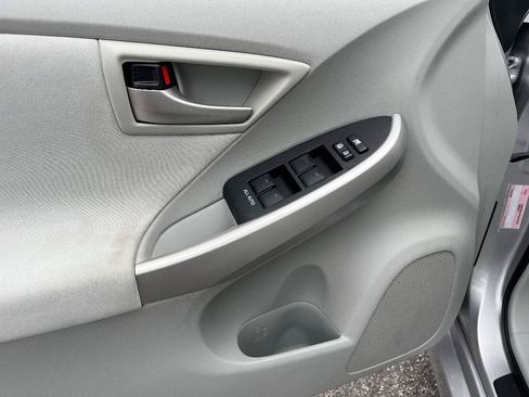 Used 2013 Toyota Prius Two FWD image 7