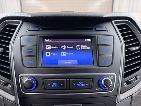 Used 2017 Hyundai Santa Fe Sport FWD image 16