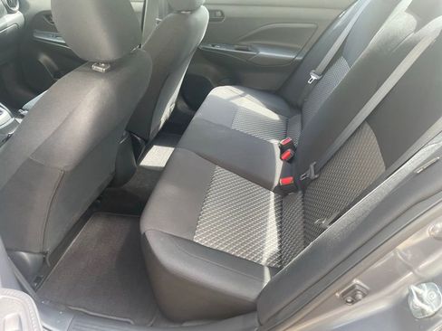 Used 2023 Nissan Versa S FWD image 10