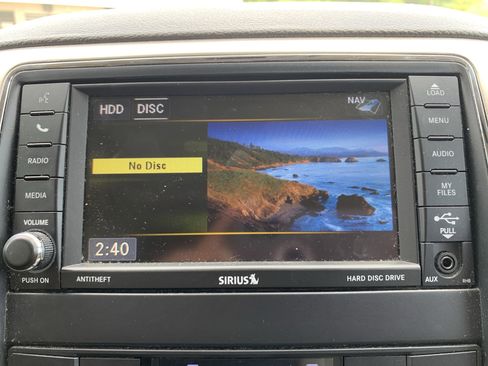 Used 2013 Jeep Grand Cherokee Laredo RWD image 24