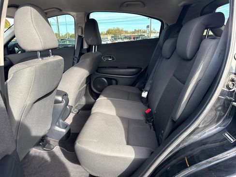 Used 2020 Honda HR-V LX image 13