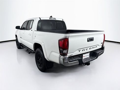 Certified 2021 Toyota Tacoma SR5 RWD image 10