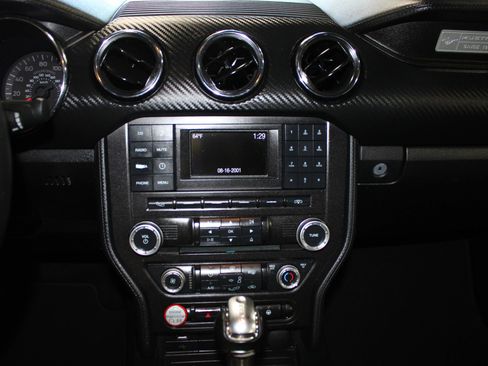 Used 2016 Ford Mustang Coupe image 15