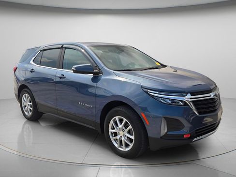 Used 2024 Chevrolet Equinox LT FWD image 3