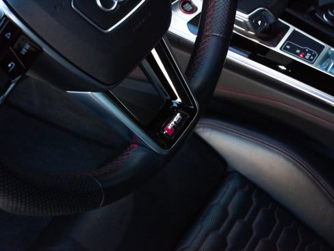 Used 2021 Audi RS 6 image 33