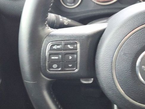 Used 2017 Jeep Wrangler 75th Anniversary image 29