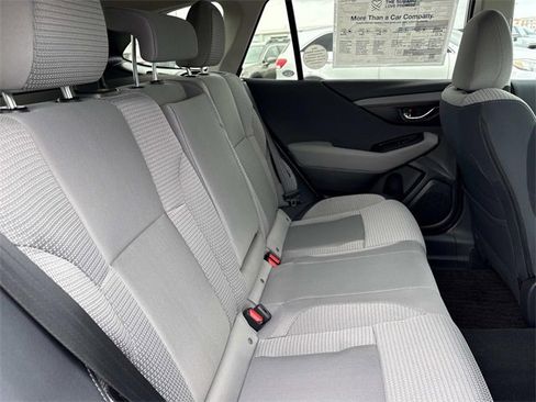 Used 2025 Subaru Outback Premium image 21