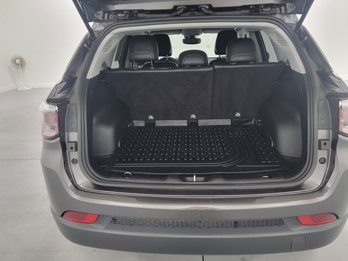 Used 2022 Jeep Compass Latitude image 26