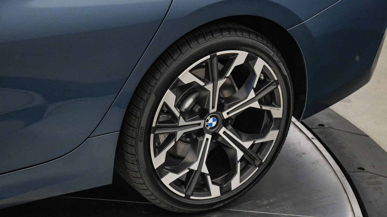 Used 2026 BMW 330i Sedan RWD image 11