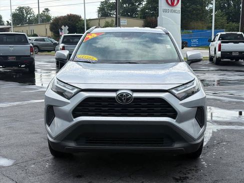 Used 2025 Toyota RAV4 XLE AWD/4WD image 25