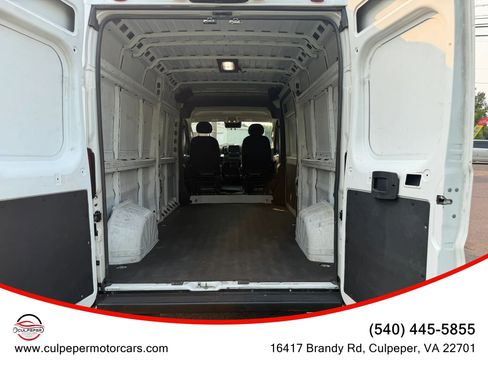 Used 2023 RAM ProMaster 2500 FWD image 9