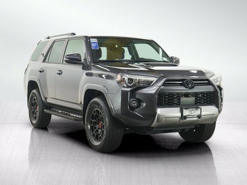 Used 2022 Toyota 4Runner TRD Off-Road Premium w/ TRD Black Wheel Package (TMS) AWD/4WD image 7