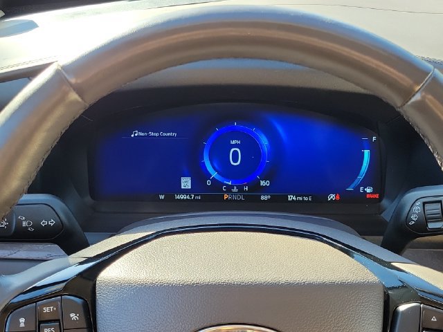 Certified 2023 Ford Explorer Platinum w/ Technology Package AWD/4WD image 20