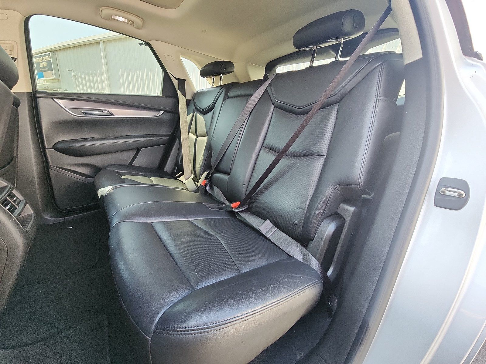 Used 2017 Cadillac XT5 Luxury FWD image 23