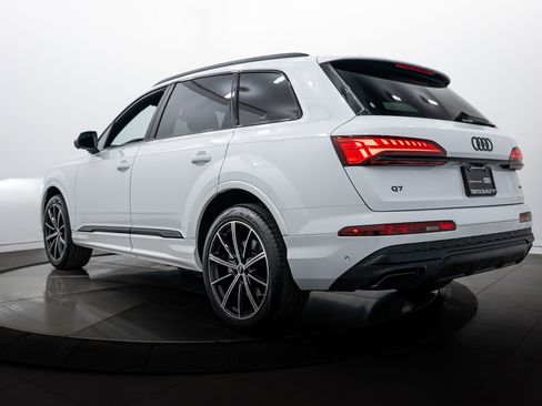 Certified 2025 Audi Q7 2.0T Premium Plus w/ Premium Plus Package image 5