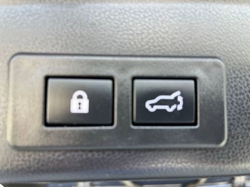 Certified 2024 Subaru Ascent Premium w/ Convenience Package image 16