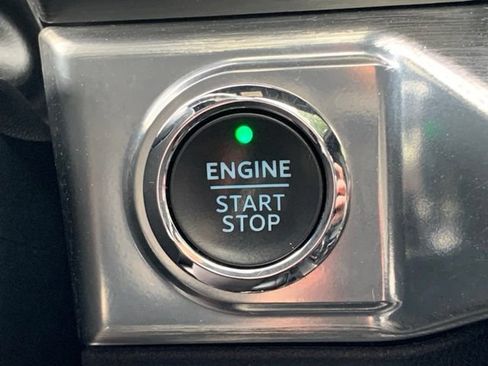 Used 2023 Ford F150 Lariat w/ Equipment Group 502A High AWD/4WD image 23