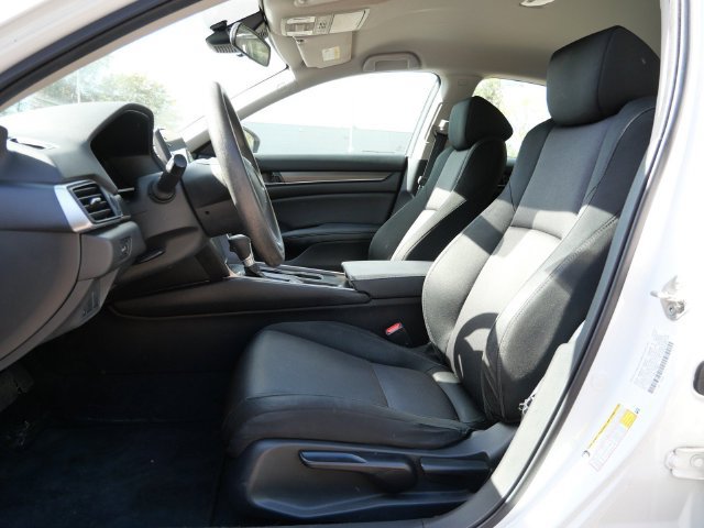 Used 2019 Honda Accord LX image 13