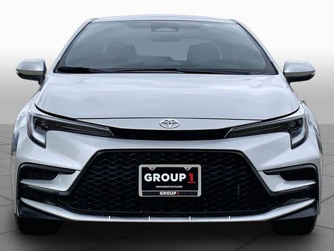 Used 2025 Toyota Corolla SE FWD image 6