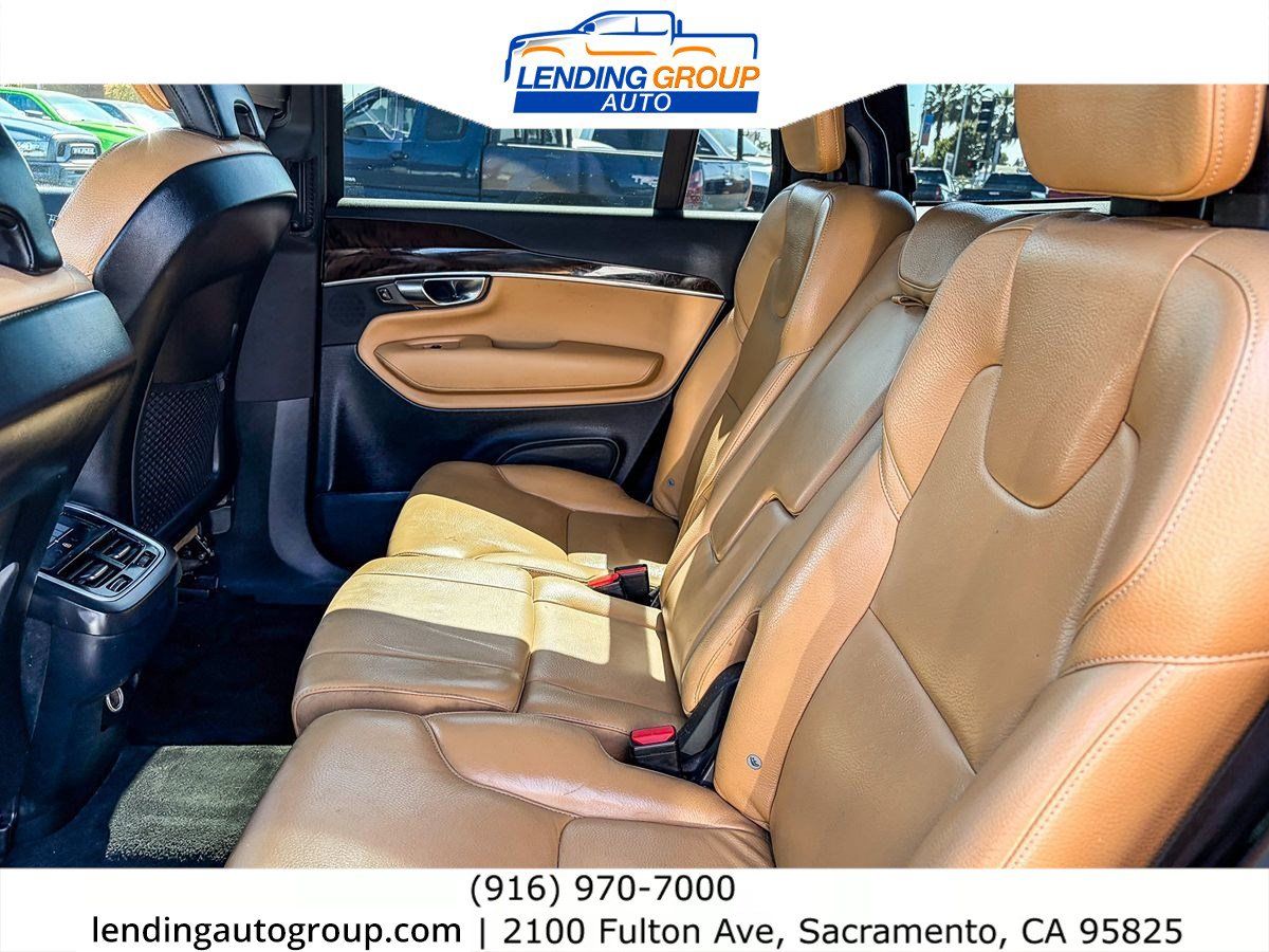 Used 2019 Volvo XC90 T6 Momentum w/ Protection Package Premier AWD/4WD image 17