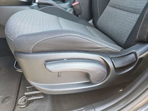 Used 2020 Kia Soul S FWD image 17