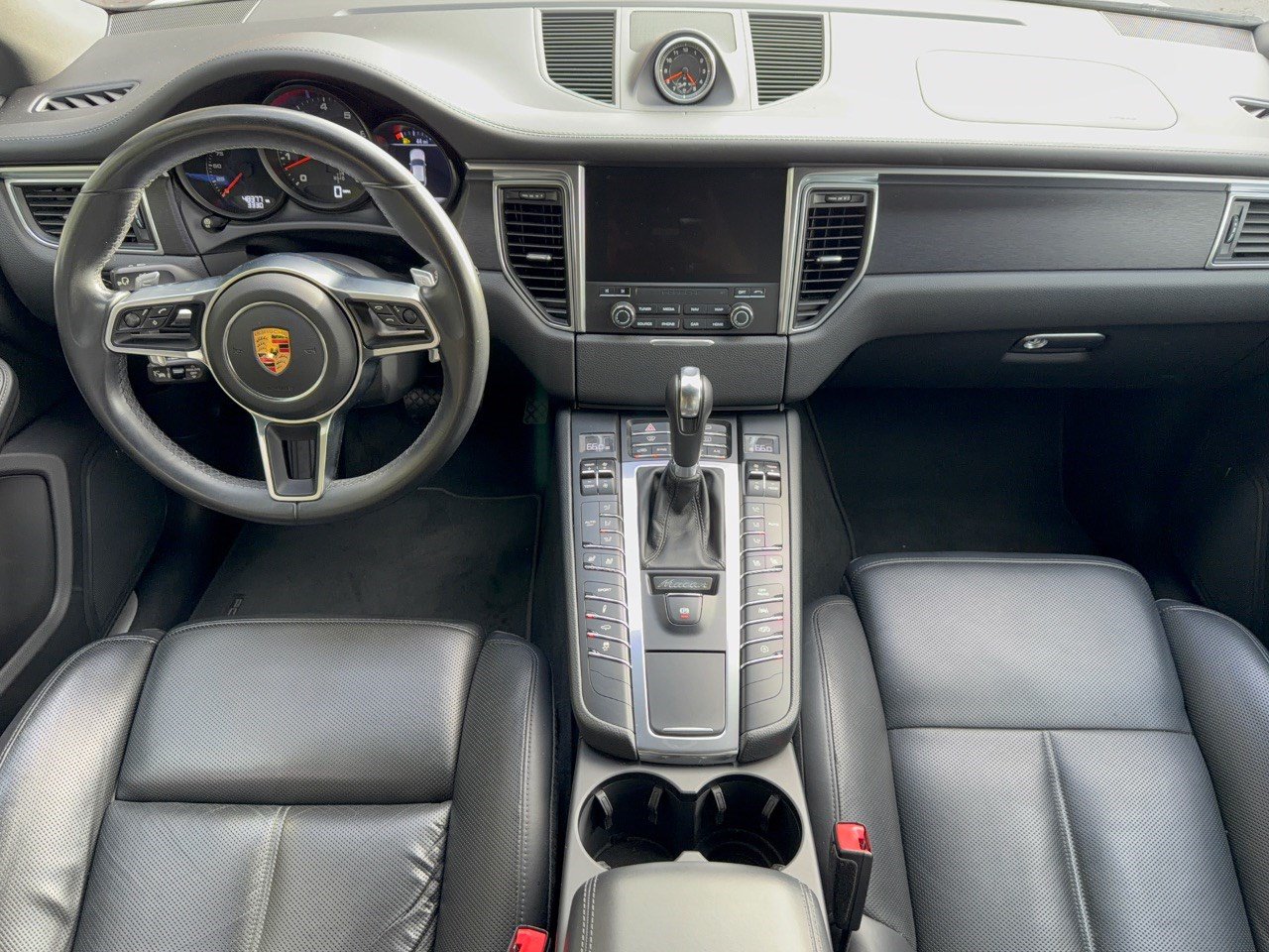 Used 2018 Porsche Macan GTS AWD/4WD image 17