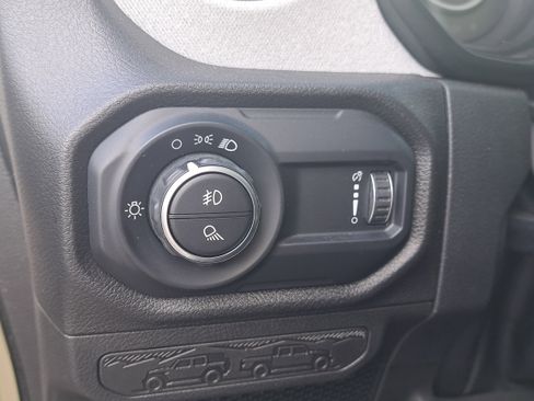 Used 2025 Jeep Gladiator Sport AWD/4WD image 50
