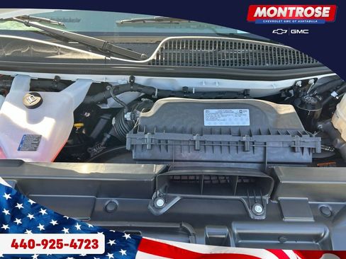 New 2025 GMC Savana 3500 w/ Driver Convenience Package image 25