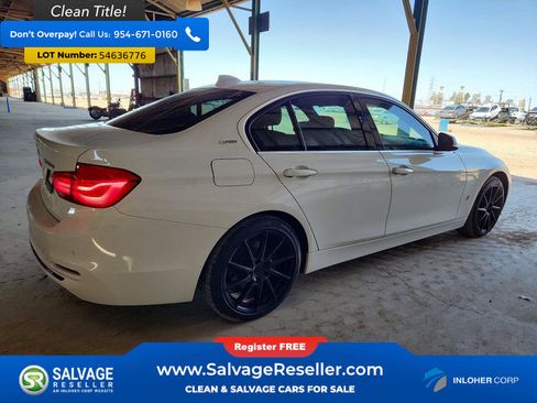 Used 2018 BMW 330e w/ Convenience Package RWD image 4