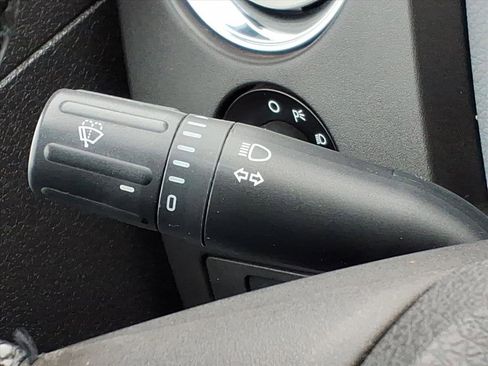 Used 2013 Ford F150 XLT w/ XLT Chrome Pkg image 18