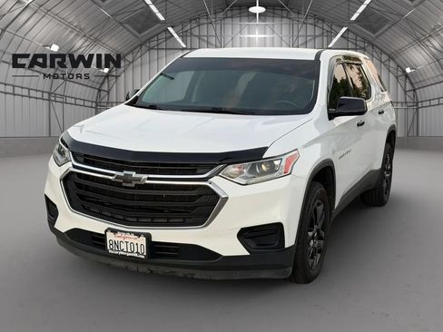 Used 2020 Chevrolet Traverse LS FWD image 3