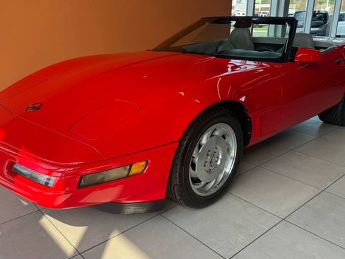 Used 1996 Chevrolet Corvette Convertible RWD image 62