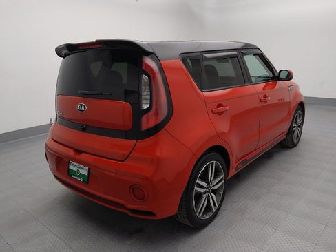 Used 2019 Kia Soul + FWD image 9