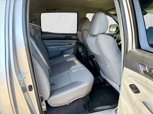 Used 2012 Toyota Tacoma 4x4 Double Cab w/ TRD Sport Pkg image 14