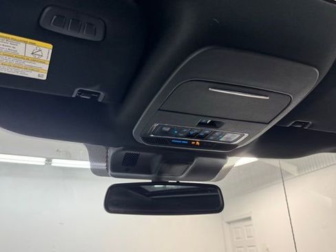 Used 2023 Ford F150 Lariat w/ Equipment Group 502A High image 29