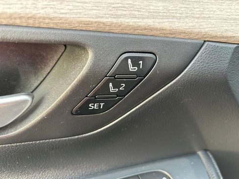 Certified 2025 Toyota Grand Highlander FWD image 20
