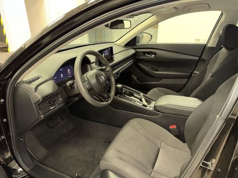 Used 2023 Honda Accord LX image 26