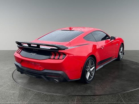 Used 2025 Ford Mustang GT Premium RWD image 8