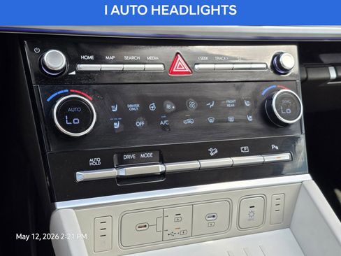 Certified 2025 Hyundai Santa Fe Calligraphy FWD image 26