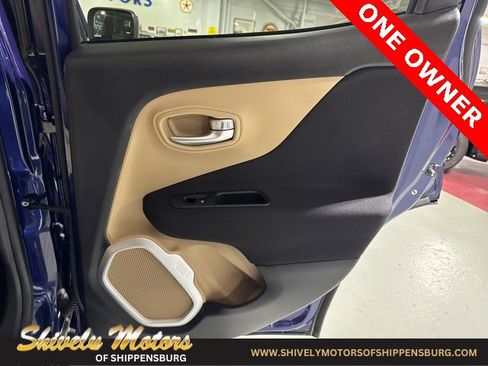 Certified 2019 Jeep Renegade Sport w/ Sport Appearance Group image 35