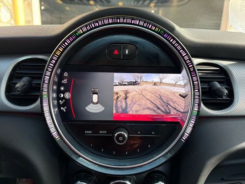 Used 2023 MINI Cooper S image 39