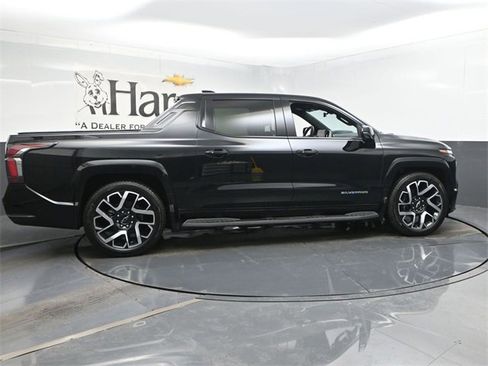 Certified 2024 Chevrolet Silverado EV RST image 36