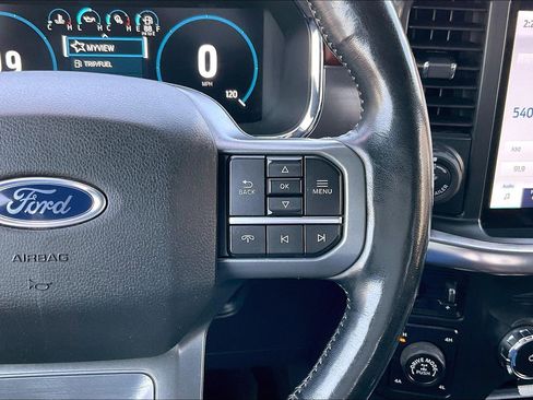 Used 2022 Ford F150 Lariat w/ Equipment Group 502A High AWD/4WD image 19