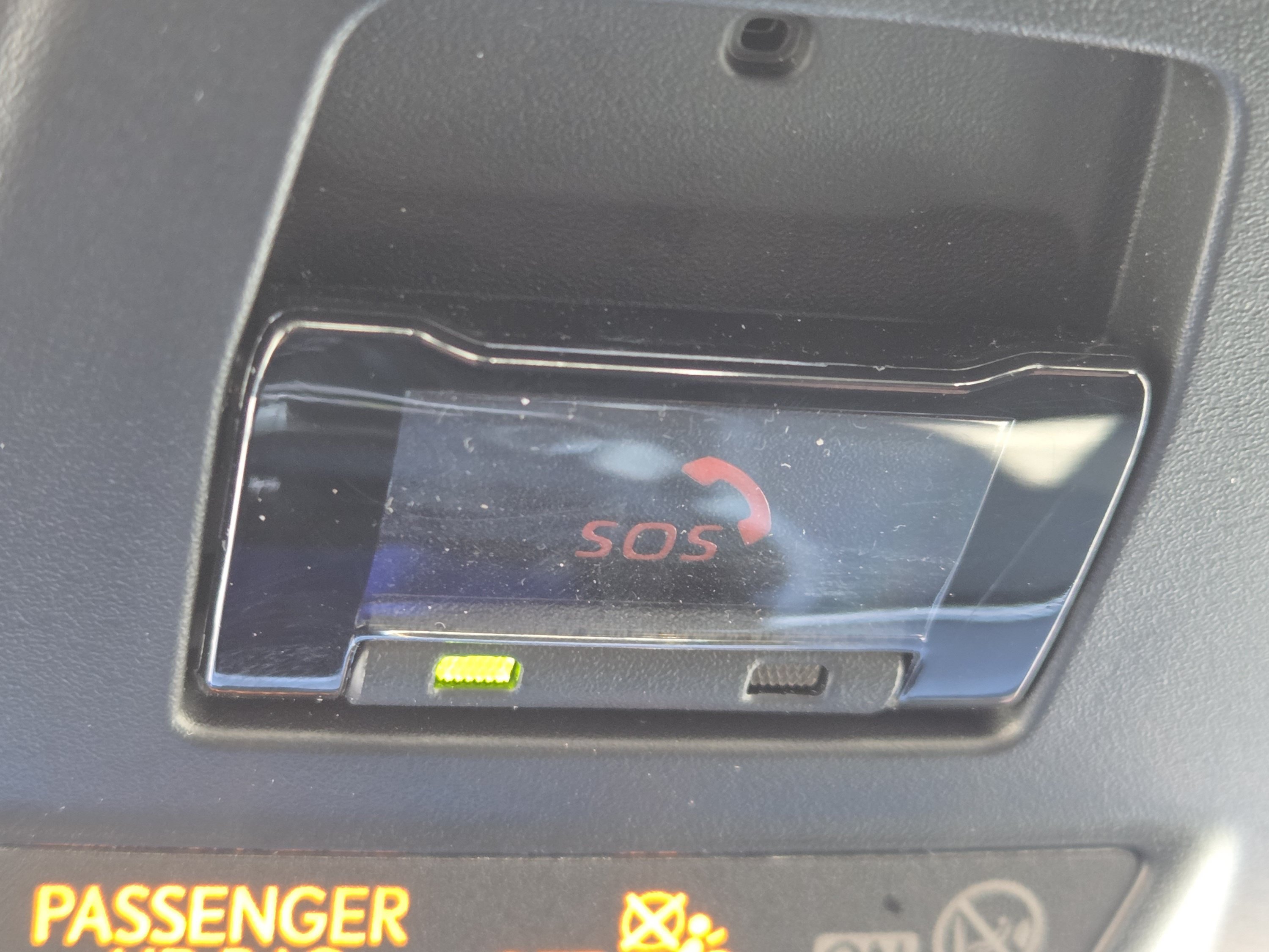 Used 2025 Toyota Corolla LE FWD image 13