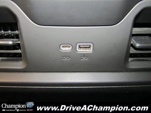 Used 2024 Chevrolet Silverado 1500 RST w/ Redline Edition AWD/4WD image 21