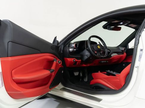 Used 2020 Ferrari F8 Tributo RWD image 22