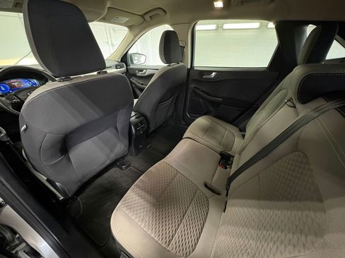 Used 2020 Ford Escape SE Sport image 33