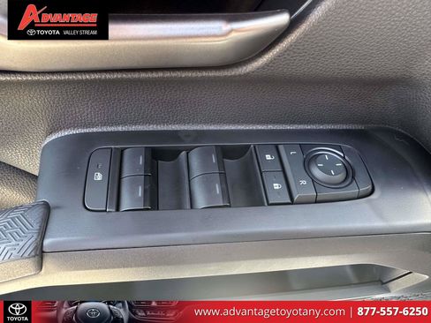 Used 2026 Toyota Tacoma TRD Off-Road w/ TRD Off Road Upgrade Package AWD/4WD image 18